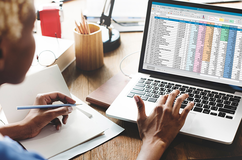Chercher un professionnel sur internet